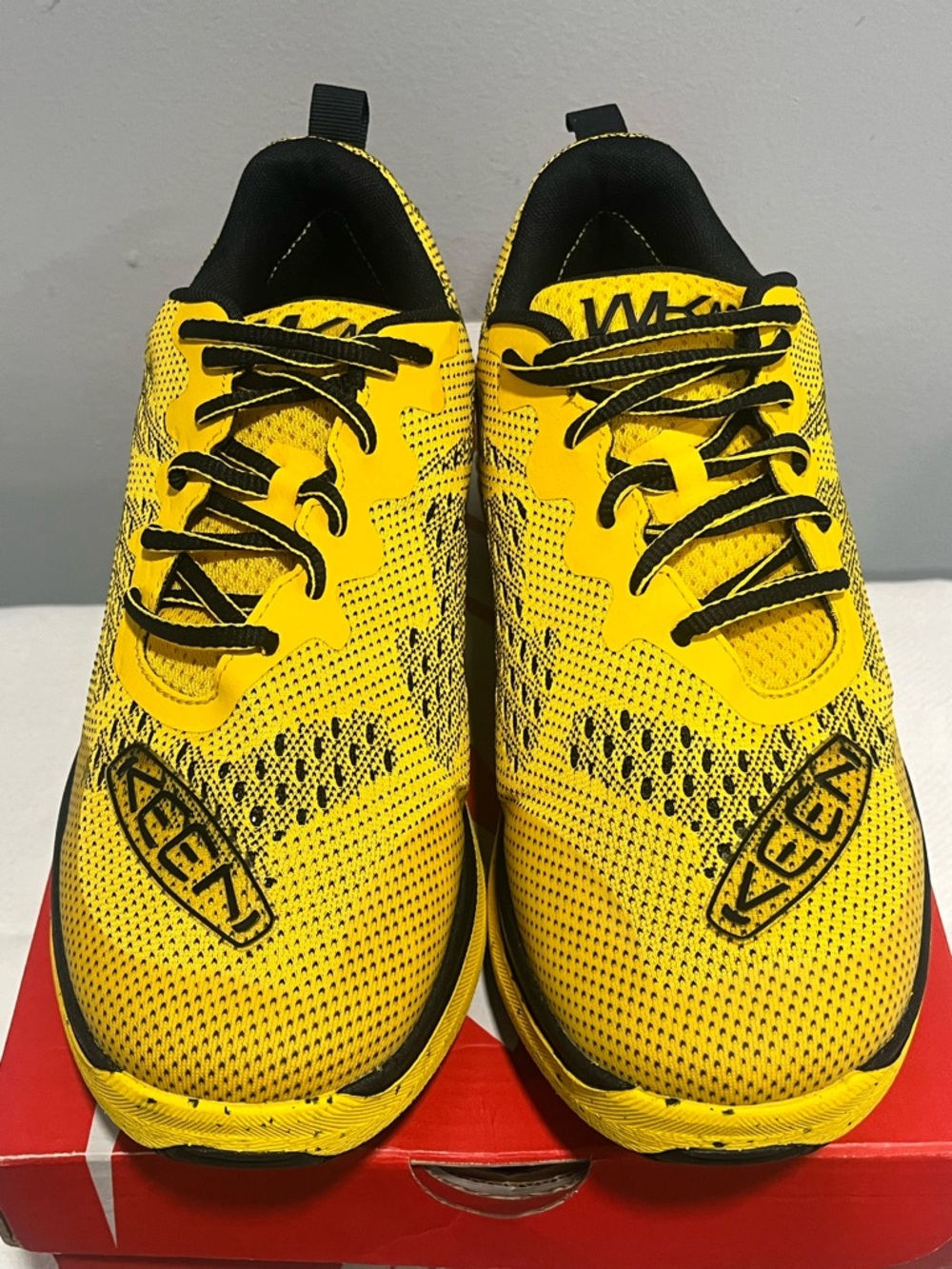 Keen Yellow and Black Mesh Running Shoes